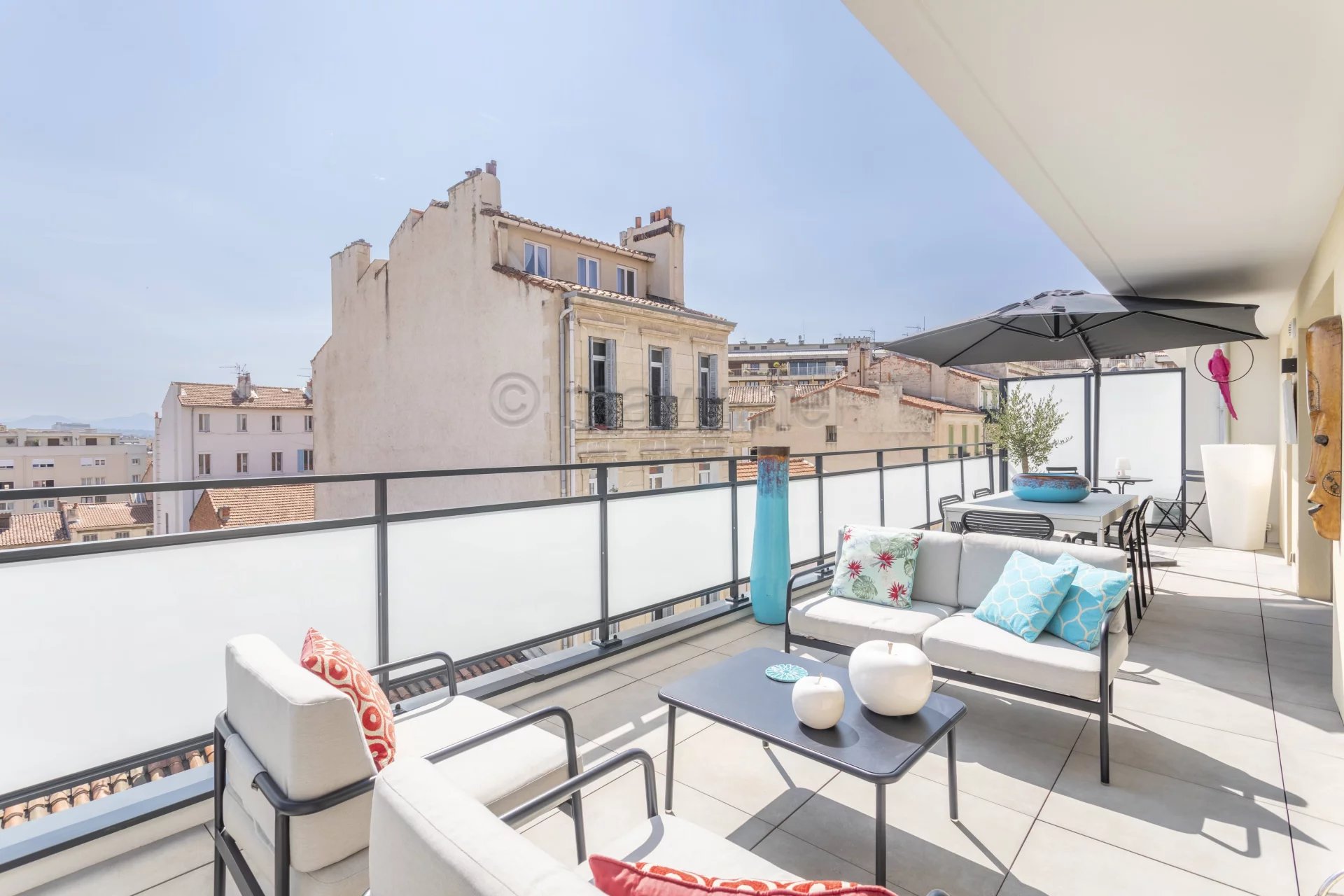 Appartement T2 + Terrasse 33m² dernier étage, Vauban 13006 Marseille