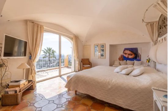 Sainte Maxime - Luxury 6 bedroom villa with sea views