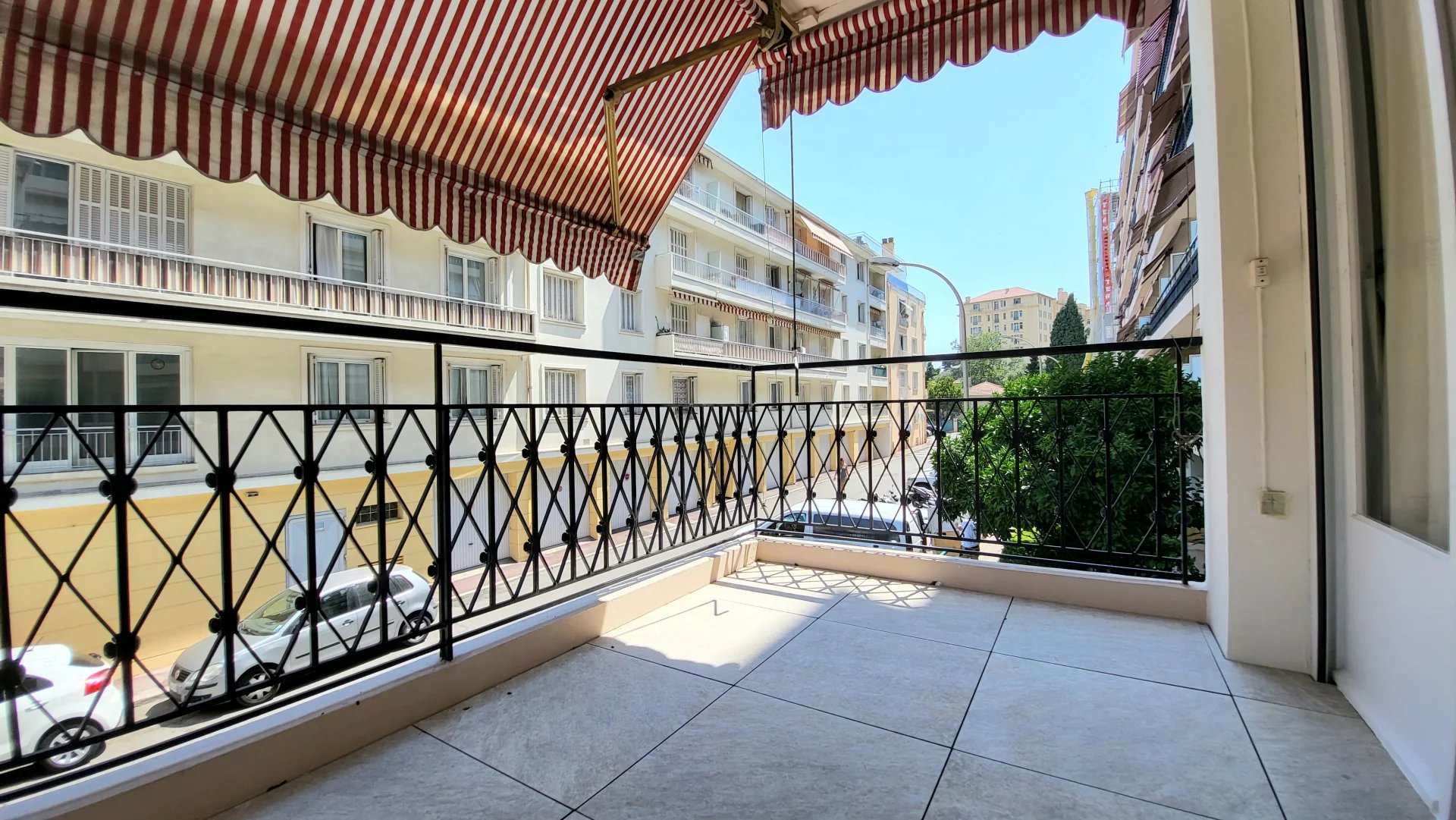 Menton  near center town and beaches - One bedroom apartment