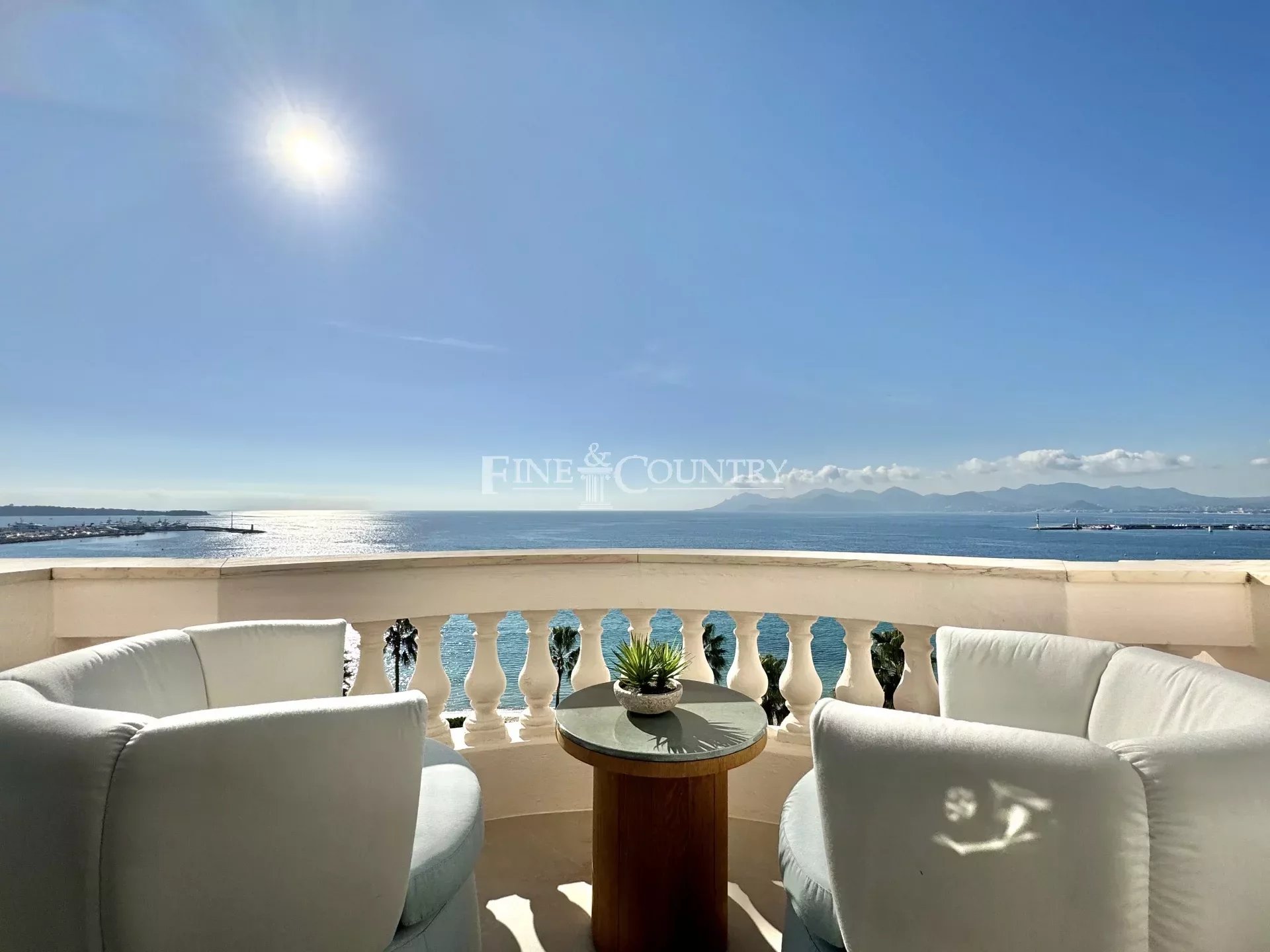 Vente Appartement 128m² 4 Pièces à Cannes (06400) - Fine & Country
