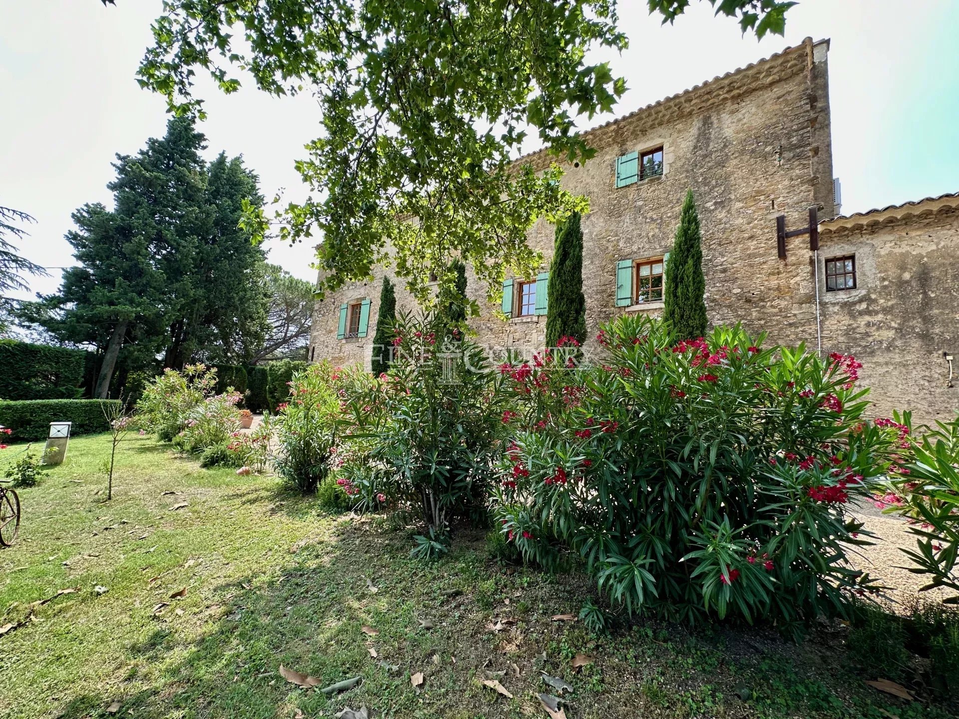 Authentic Stone Bastide for sale in Venejan, 1 hour from Marseille Accommodation in Cannes