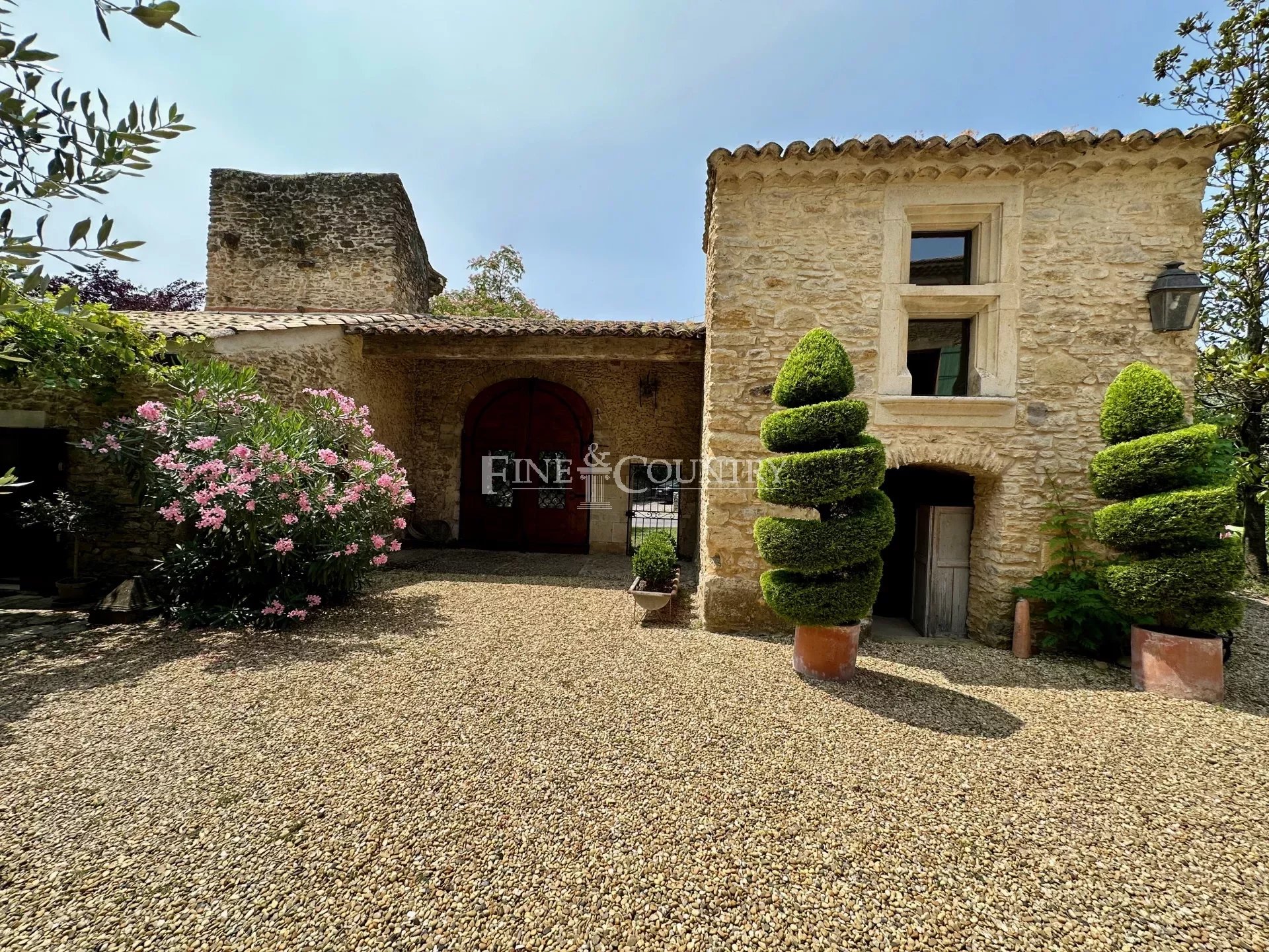 Authentic Stone Bastide for sale in Venejan, 1 hour from Marseille