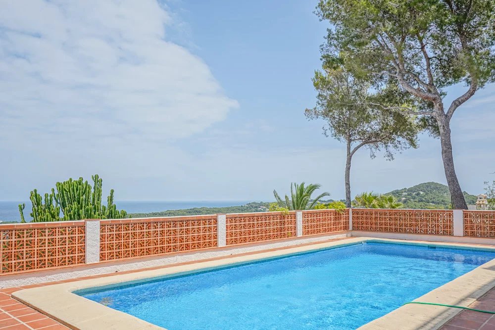 Traditional villa with beautiful views of the bay of Jávea