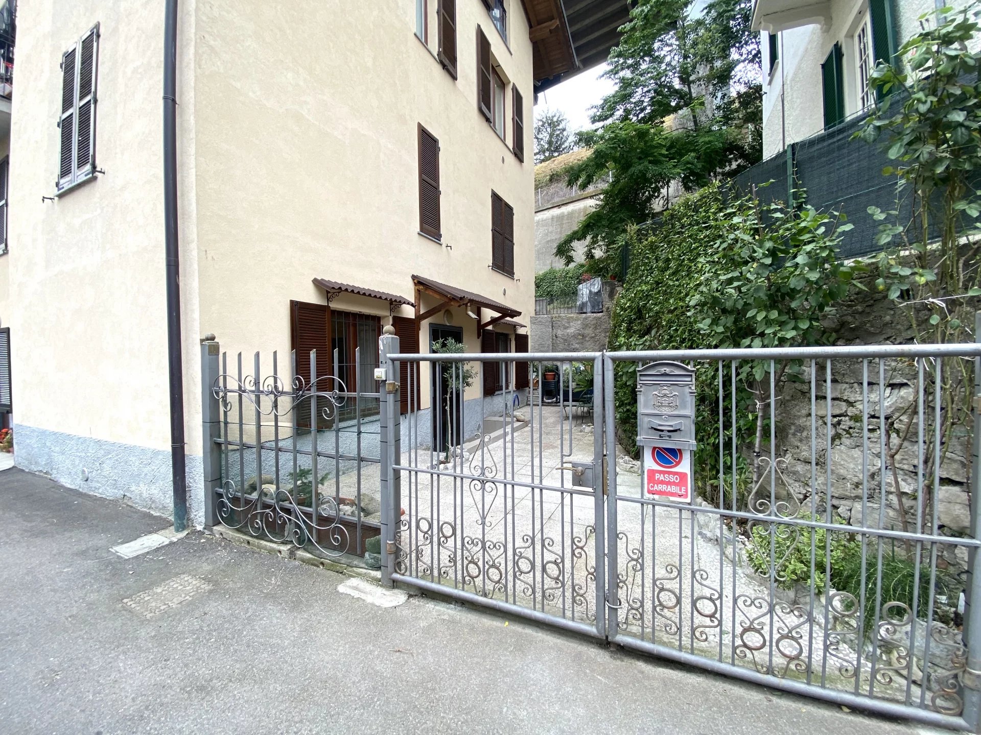 Sale Apartment - Como Ponte Chiasso - Italy