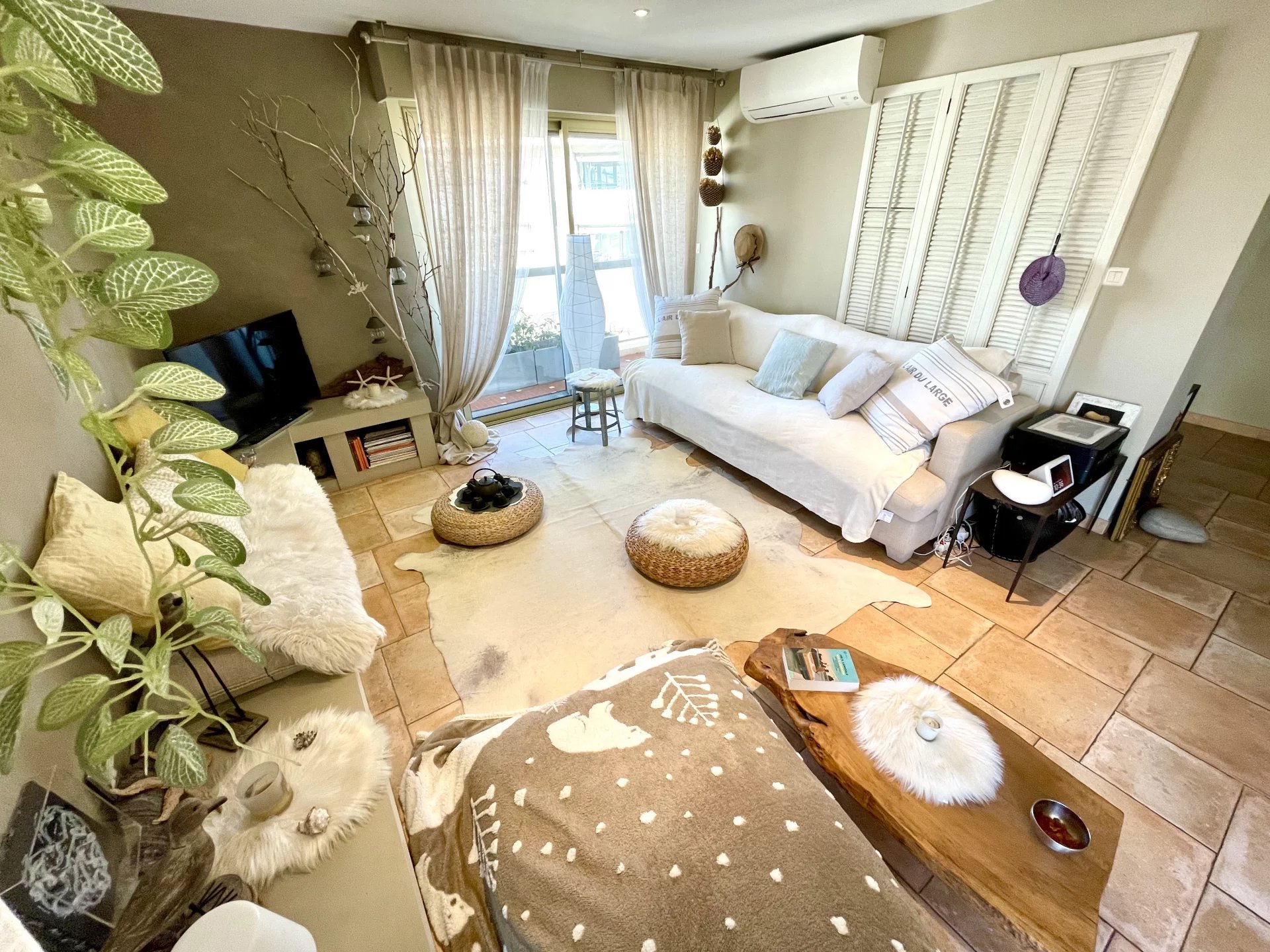 CANNES SALE 4 ROOMS IN CENTER