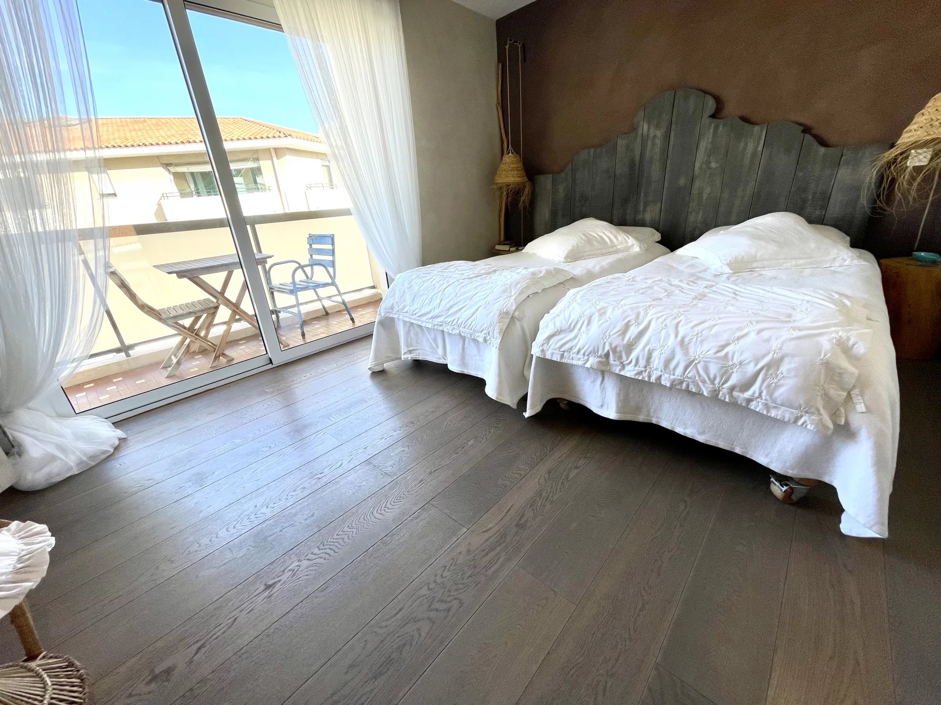 CANNES SALE 4 ROOMS IN CENTER