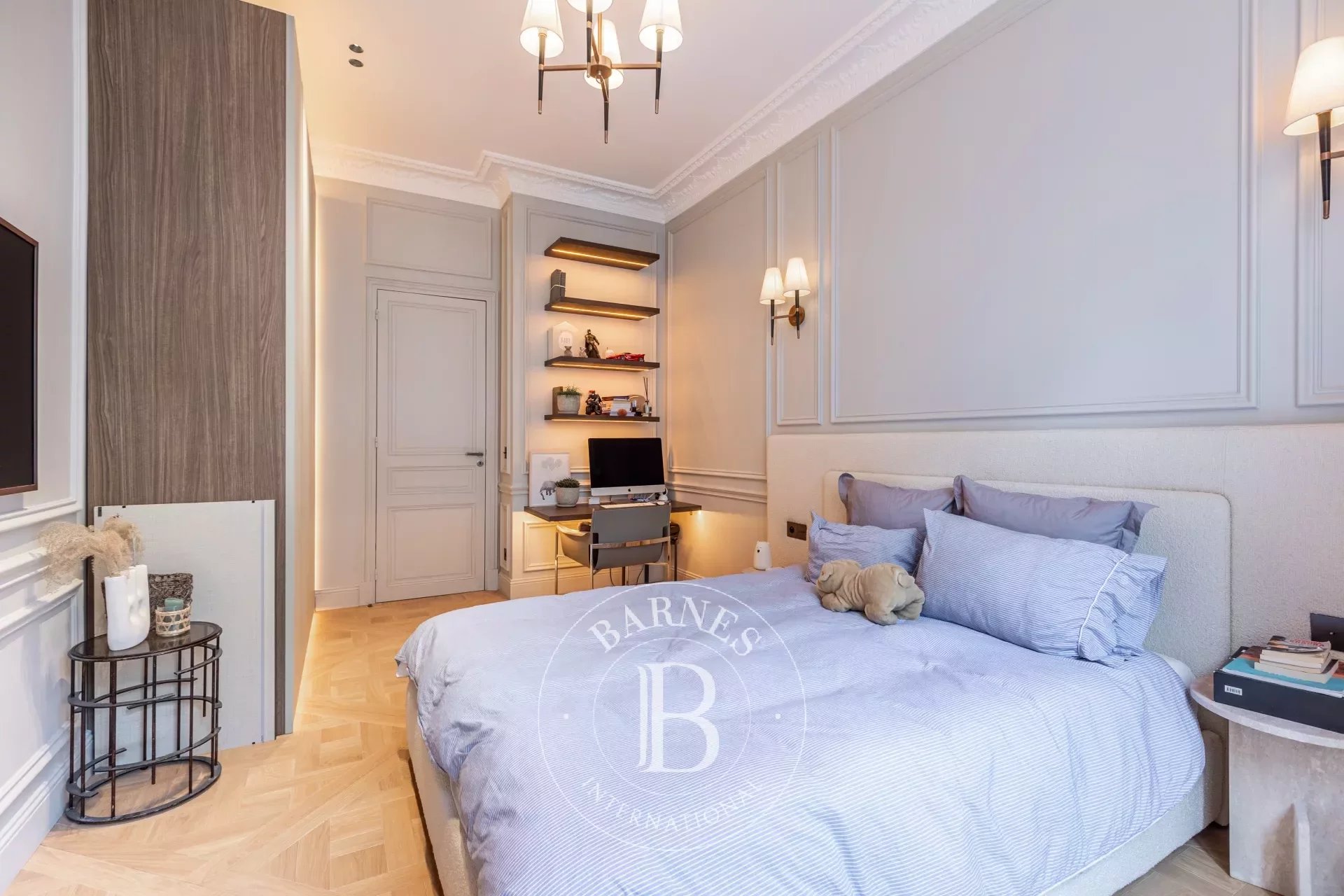 Paris 16 - Victor Hugo - Appartement familial et de réception de 368m² - 5 chambres - picture 14 title=