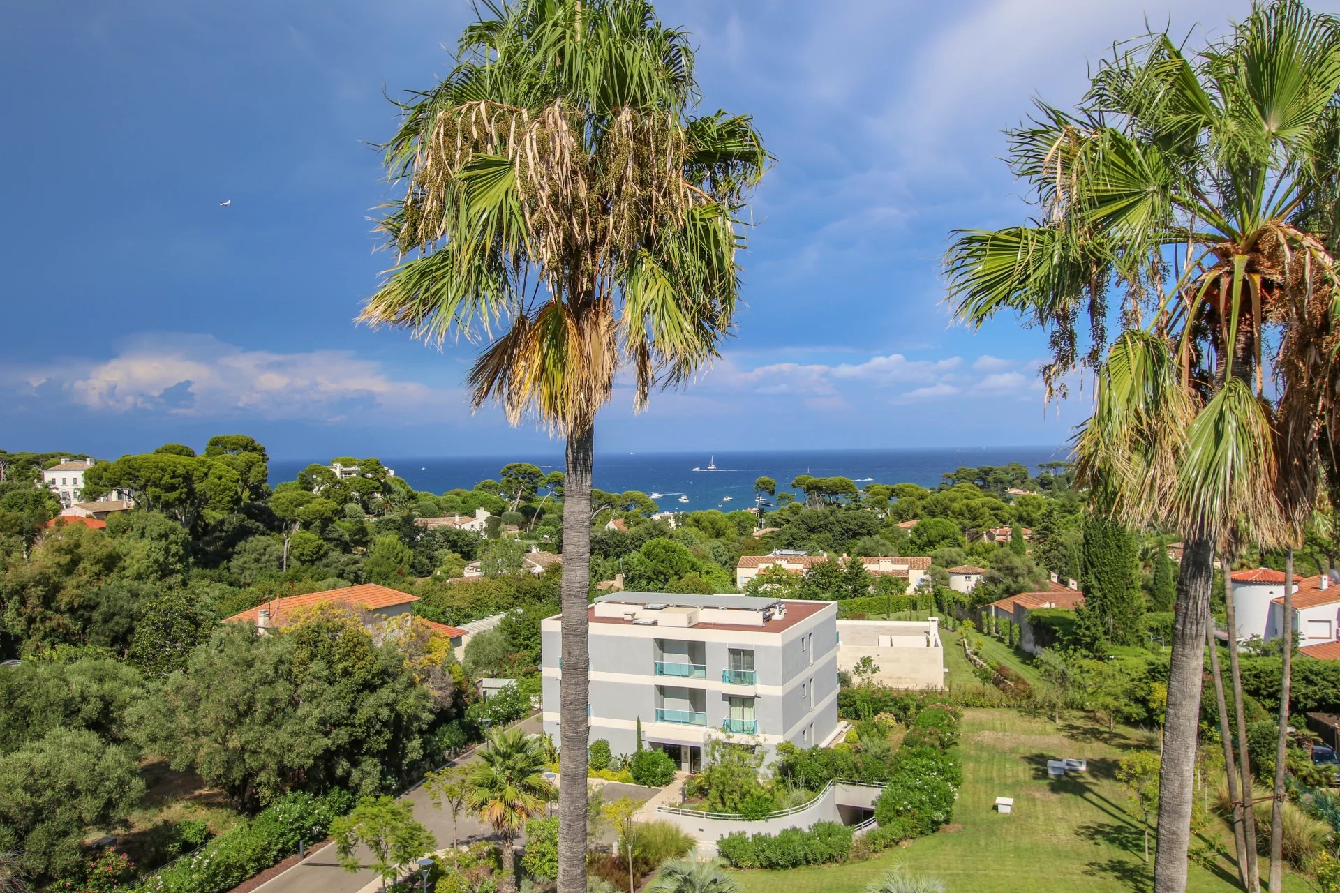 Sale Apartment Antibes Cap d'Antibes