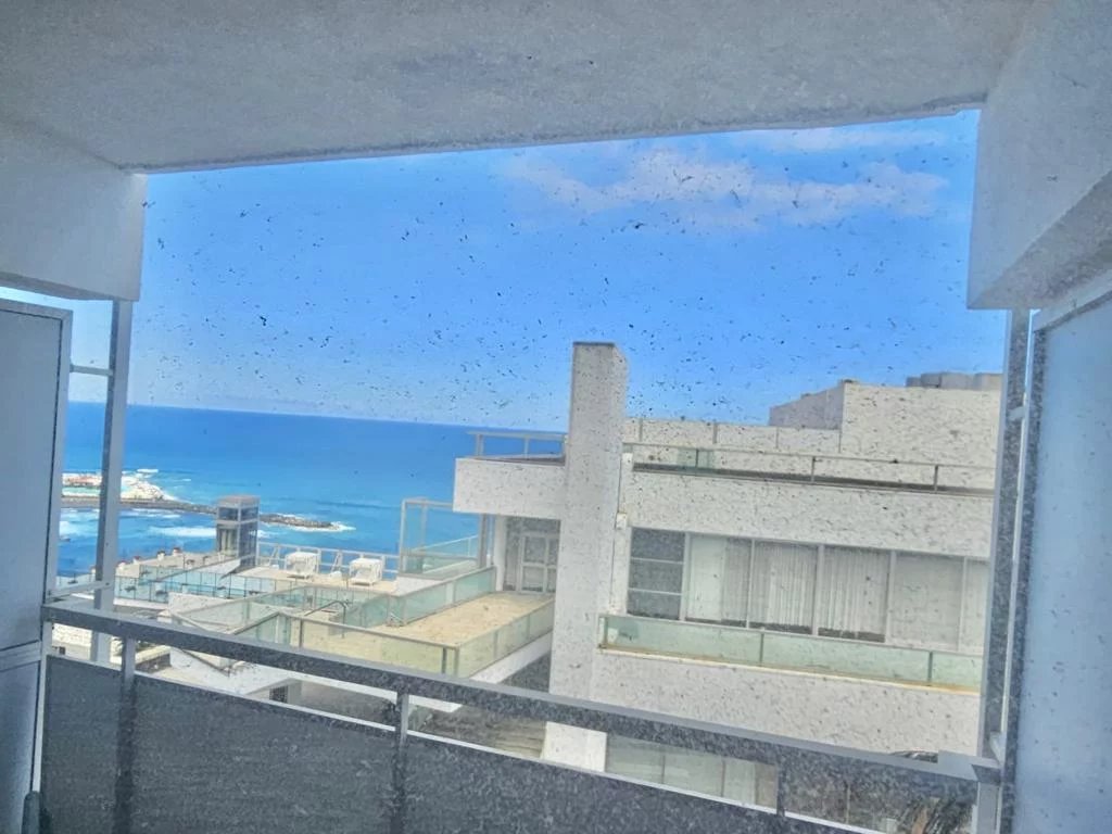 Estudio con balcón en Puerto De la Cruz.