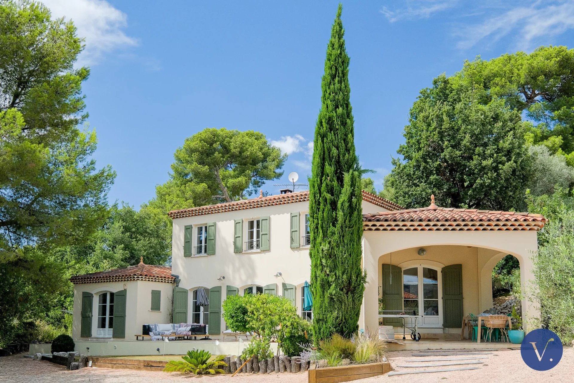 #SOUS OFFRE #BASTIDE DE CHARME  Aubagne