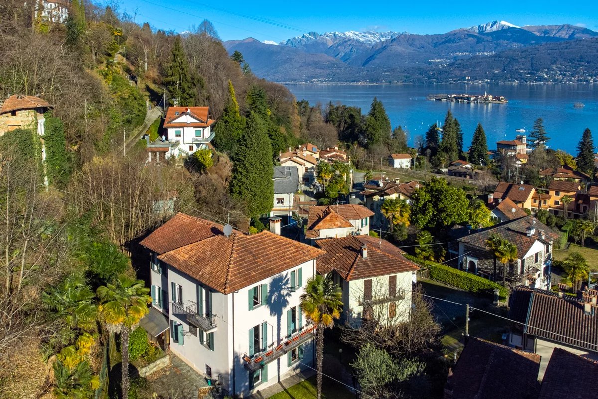 Sale Villa Stresa Carciano