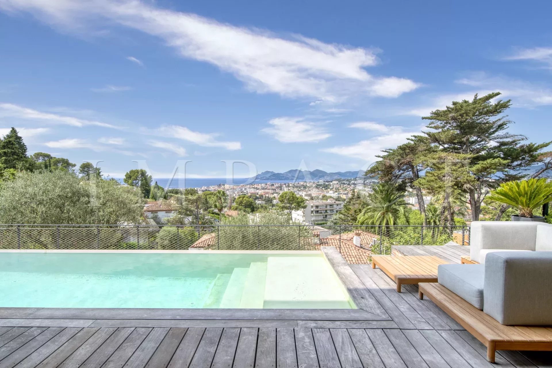 Cannes hills - New contemporary villa