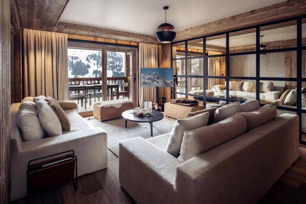 MERIBEL - SELTENE 5-ZIMMER-WOHNUNG MIT DOMINANTER AUSSICHT