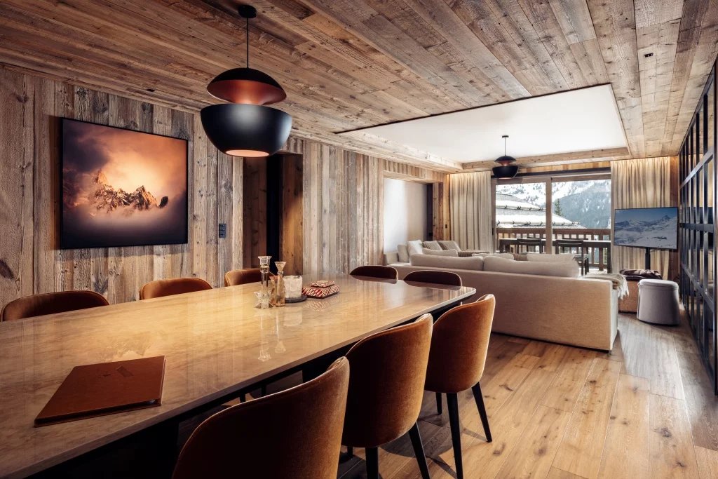 MERIBEL - SELTENE 5-ZIMMER-WOHNUNG MIT DOMINANTER AUSSICHT