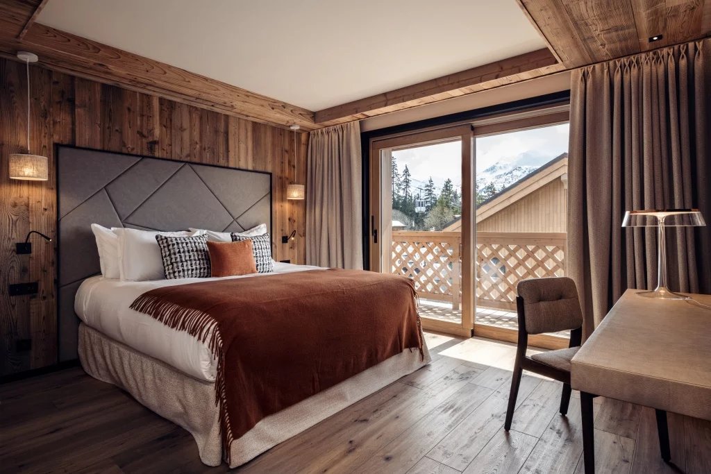 MERIBEL - SELTENE 5-ZIMMER-WOHNUNG MIT DOMINANTER AUSSICHT