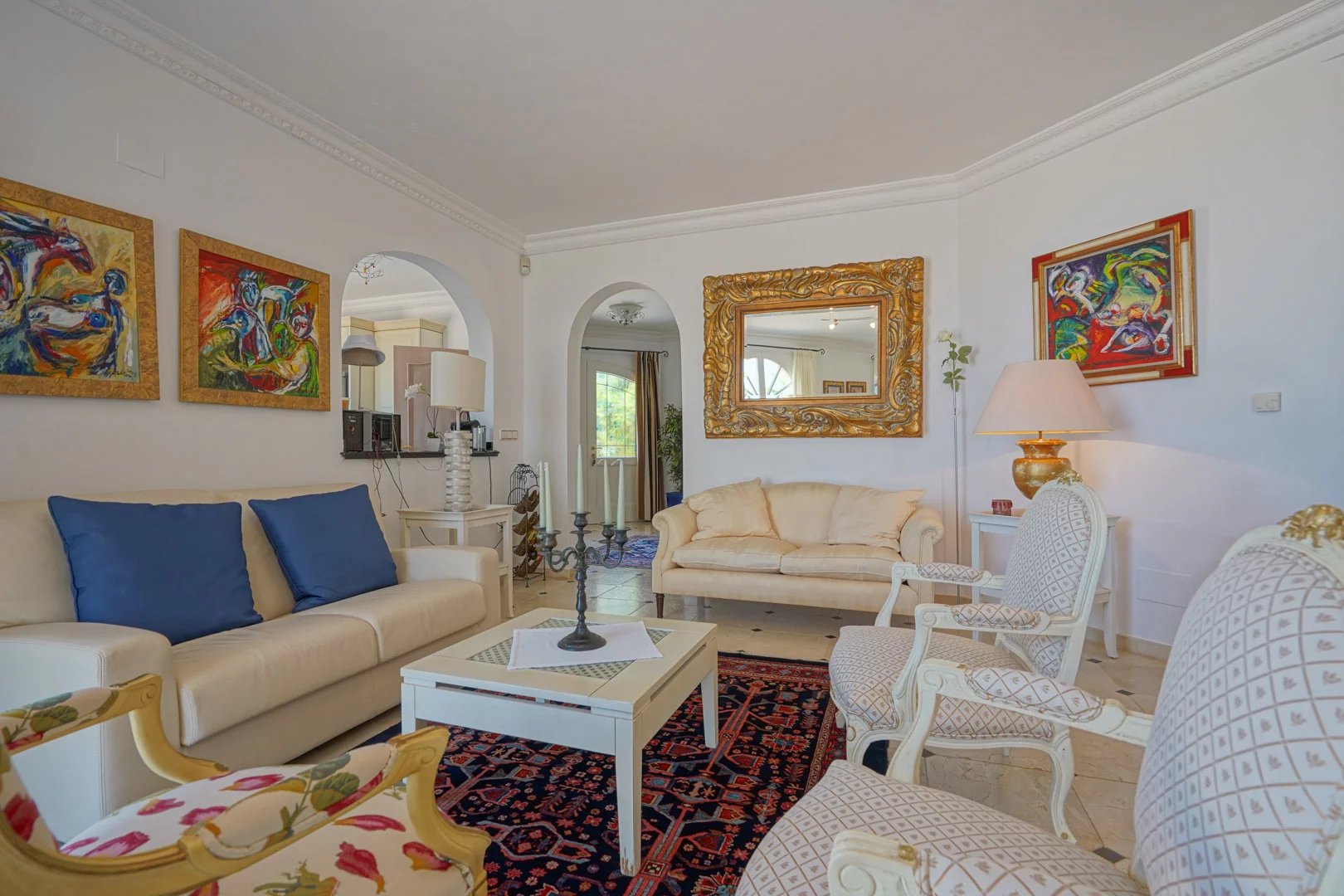 Grande villa de luxe située au sommet de la prestigieuse urbanisation La Sella
