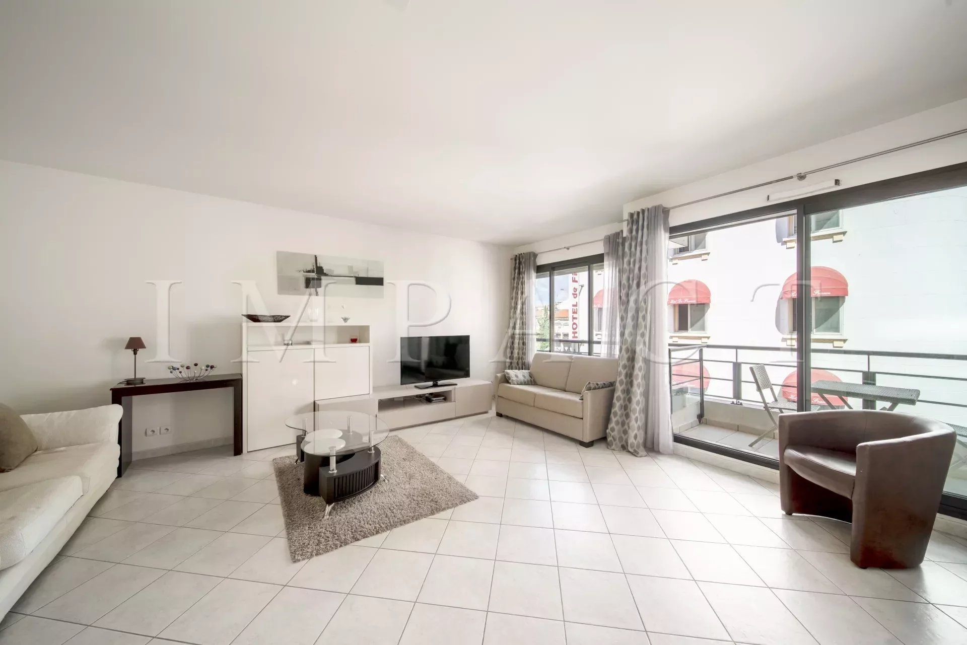 Cannes Banane apartment for sale