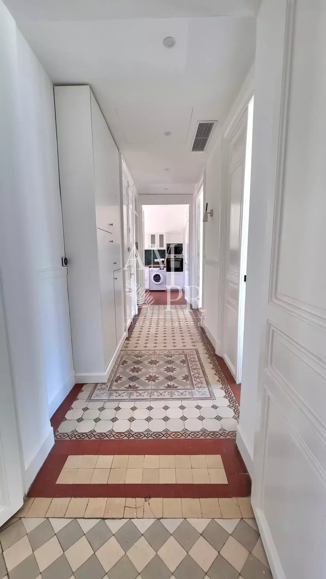 Cannes downtown - 3 rooms apartment - Beaches and shops