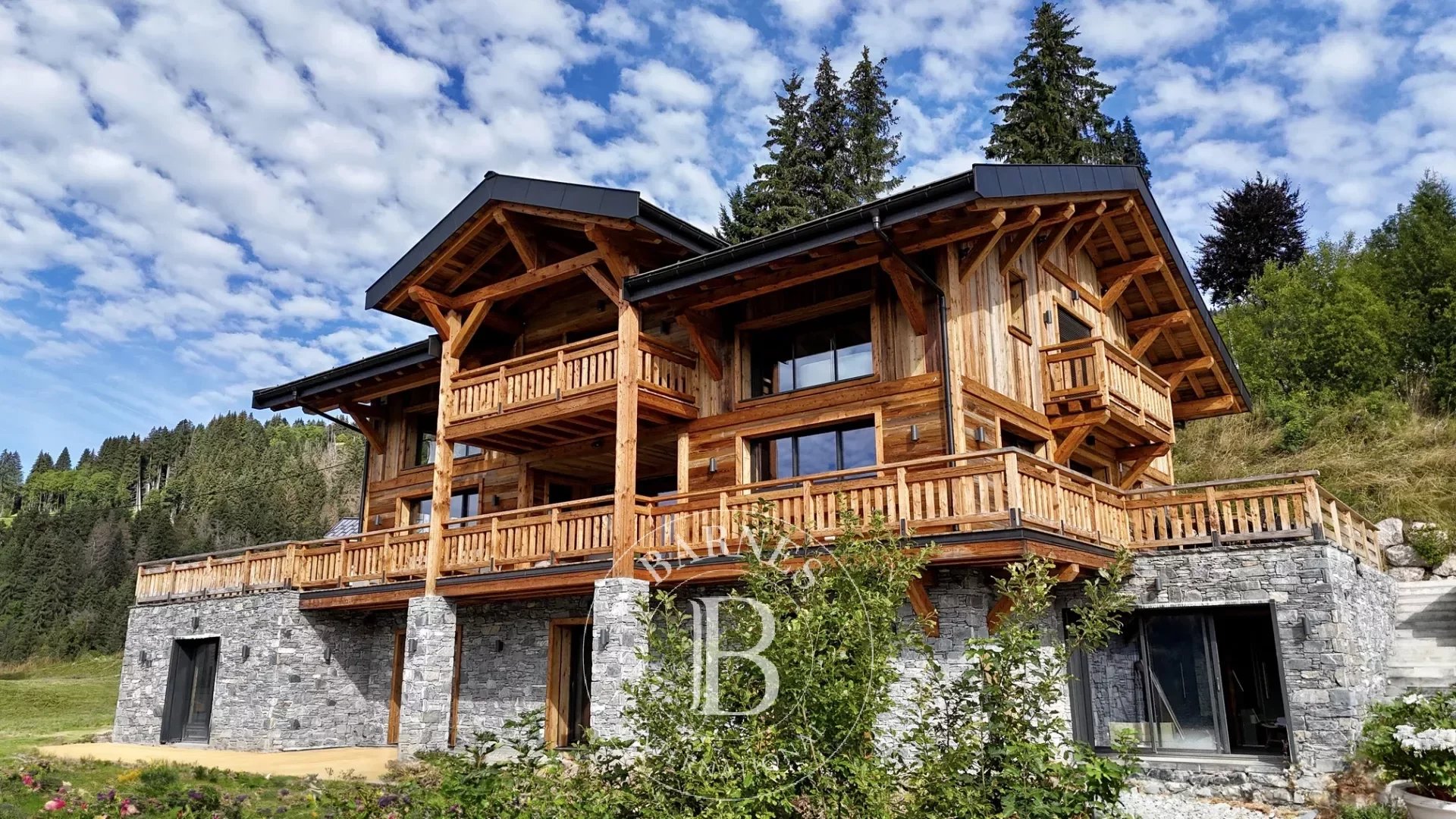 Photo of Les Gets - Luxury chalet of 440m² - Jacuzzi - Piste and Village view