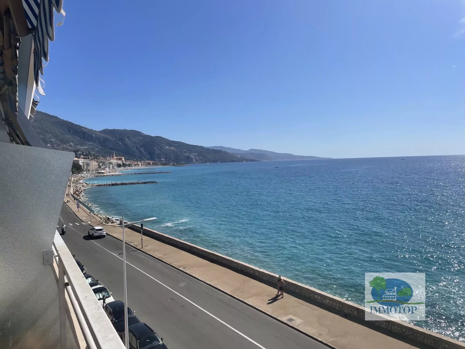 3 ROOMS SEAFRONT + TERRACE