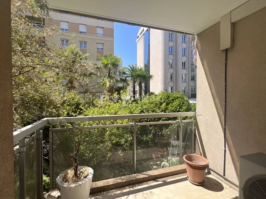 4 BEDROOM APARTMENT FOR SALE CANNES