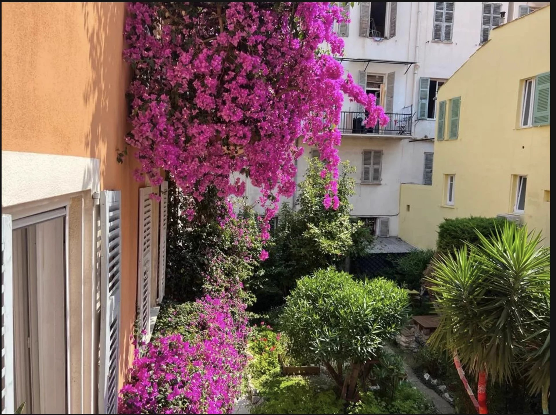 Idealisk lägenhet för Sekundärboende i hamnen i Nice