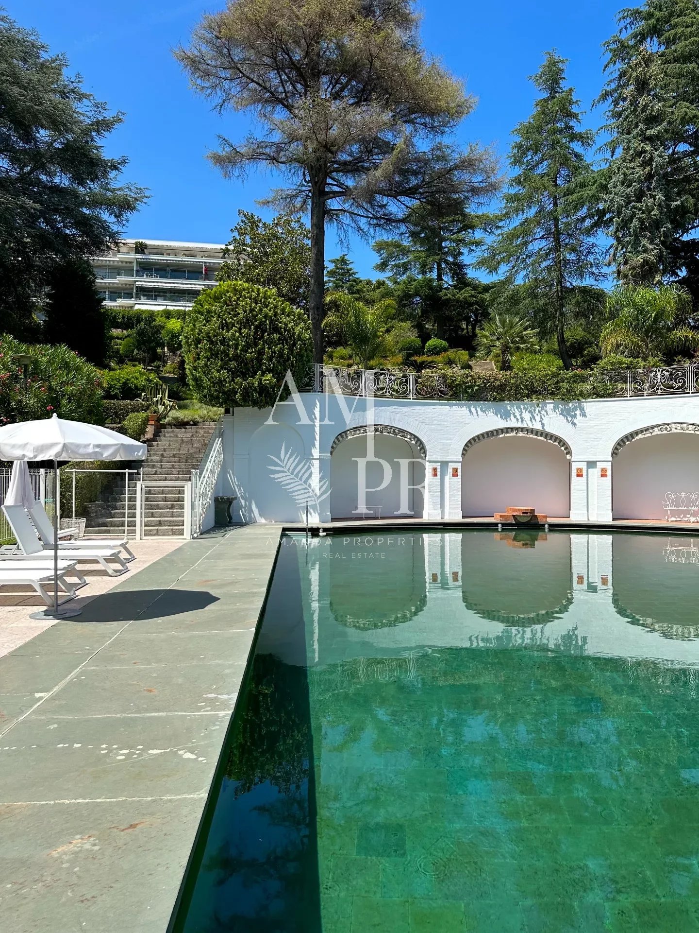 Cannes Croix des Gardes - Apartment villa 182sqm - Unobstructed view - Absolute tranquillity