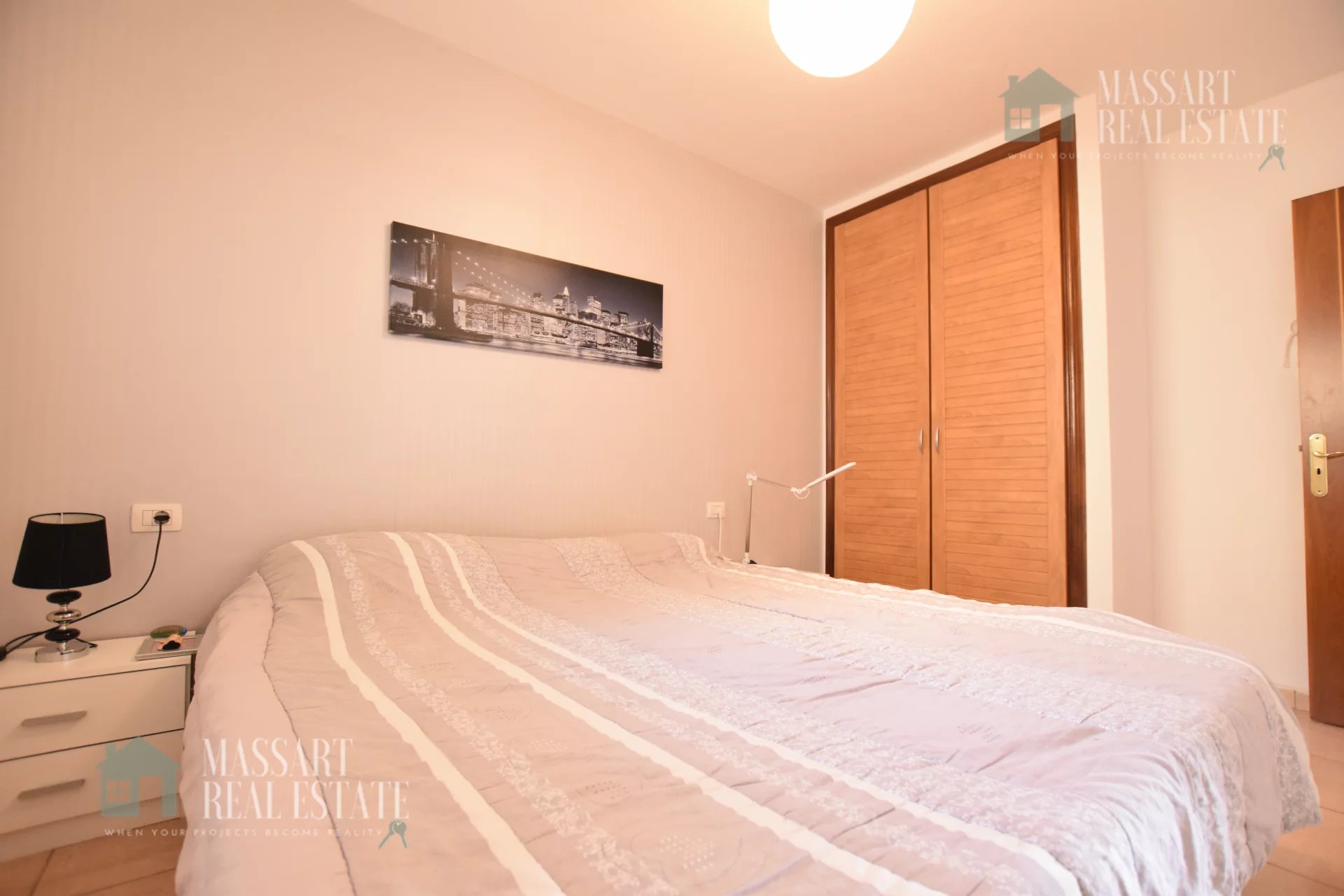 Spacious and bright apartment of about 85 m2 in the strategic area of San Isidro.