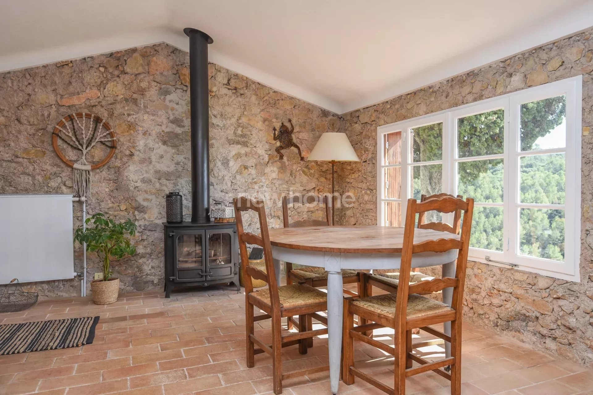 Stone country house, completely self-sufficient Bergerie with a panoramic view