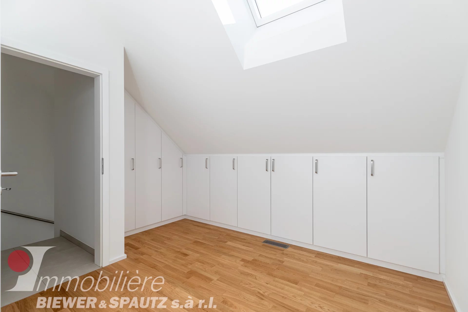 UNDER SALES AGREEMENT - Triplex with 3 bedrooms in Niederanven