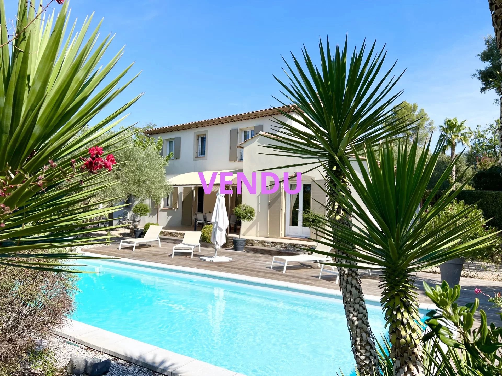 Magnifique bastide avec piscine et pool house sur 1 426 m² de terrain
