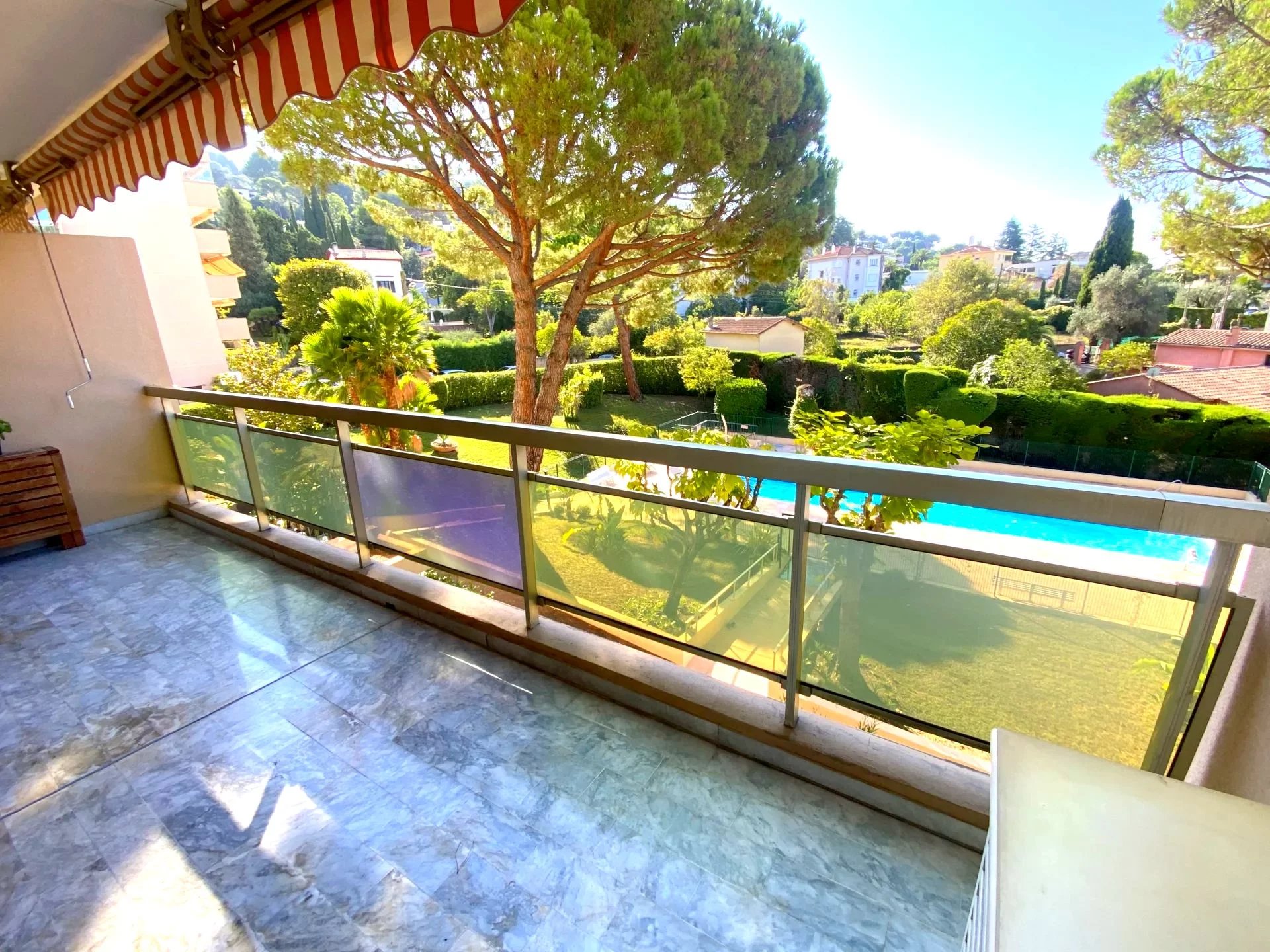LE CANNET SALE 2 ROOMS LUXURY RESIDENCE WITH SWIMMING POOL AND PARK