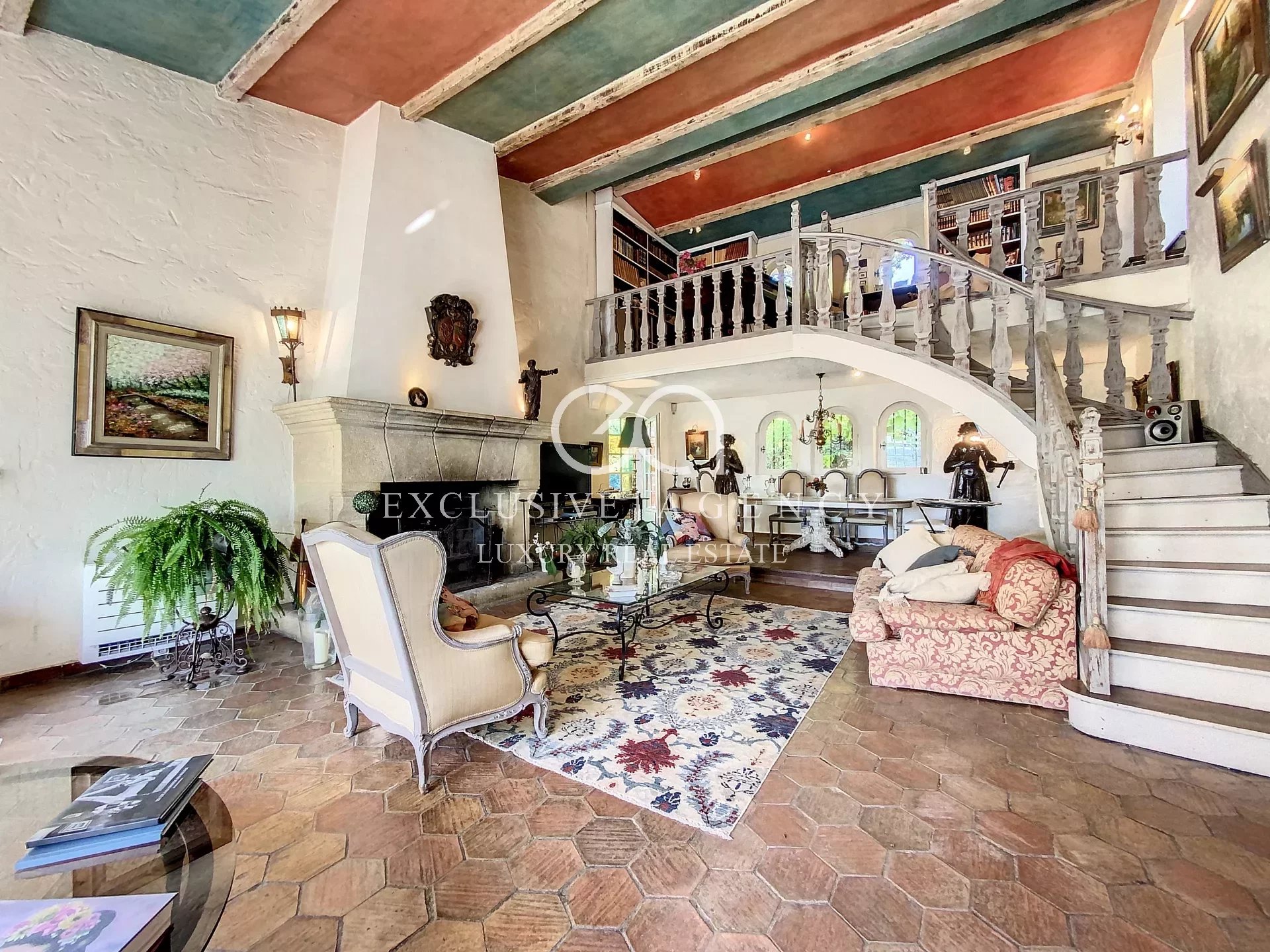 Te koop Saint Paul de Vence Provençaalse villa 250m² op 8098m² grond