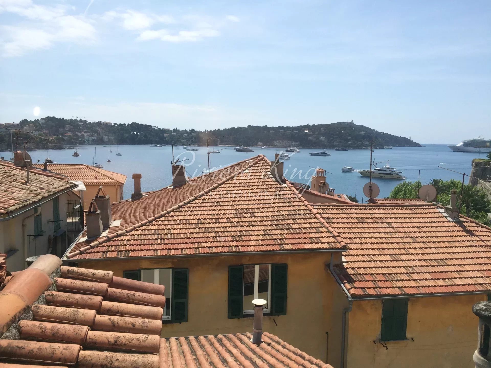 Villefranche sur mer - Vieille Ville - Duplex T4 Dernier étage