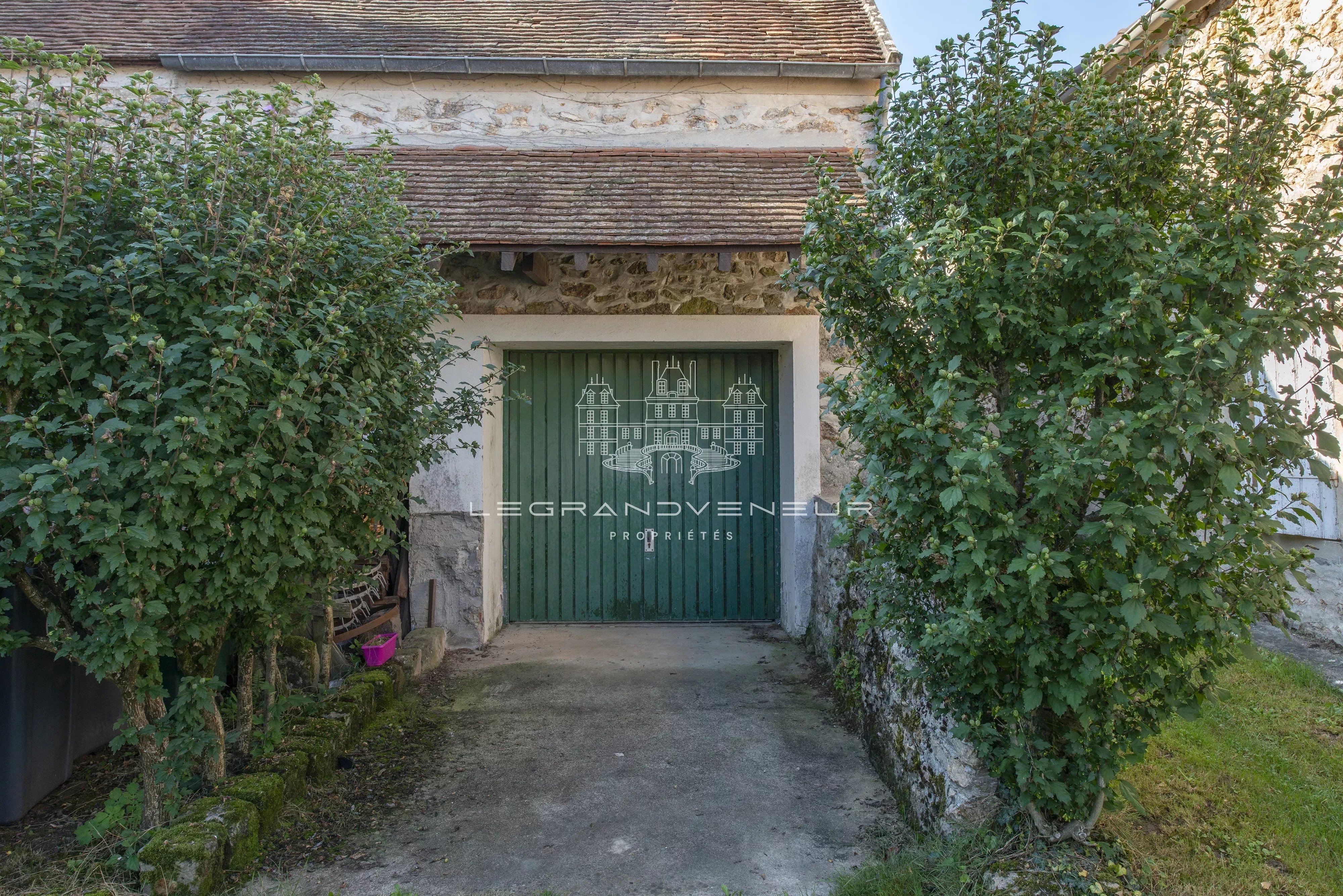 Sale House Saint-Sauveur-sur-École