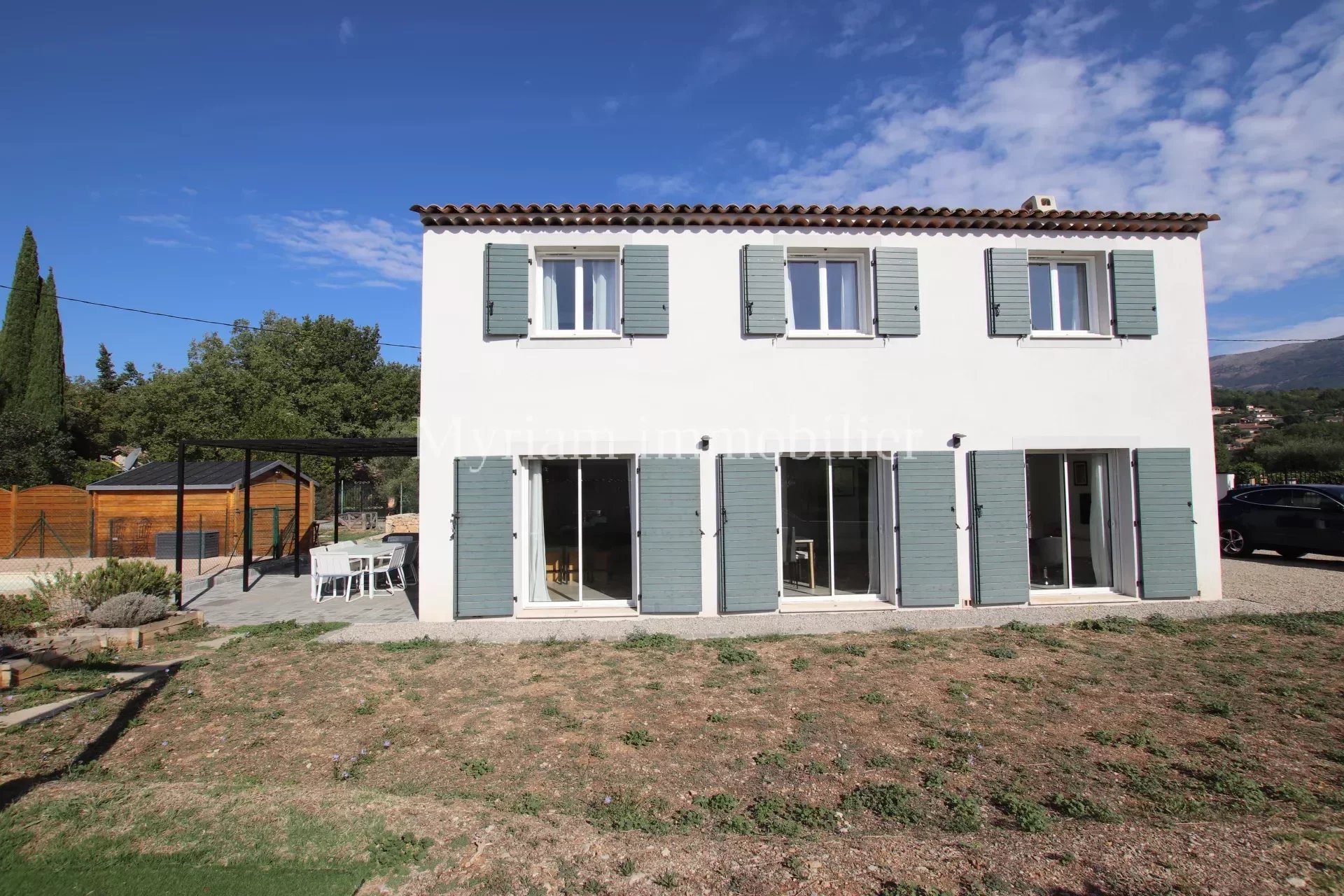 new 4-room house with swimming pool in CABRIS