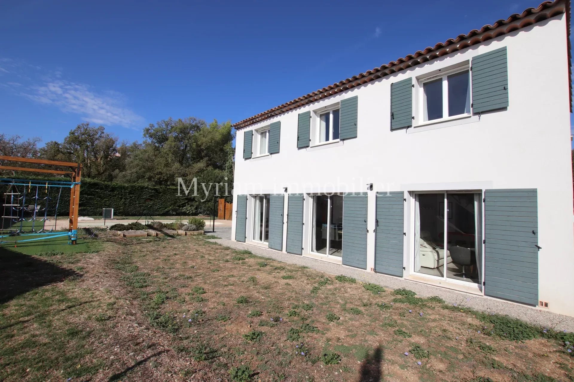 new 4-room house with swimming pool in CABRIS