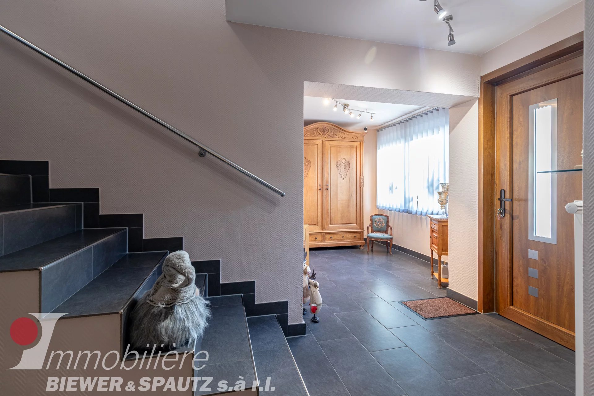 FOR SALE - House with 4 (5) bedrooms in Altrier