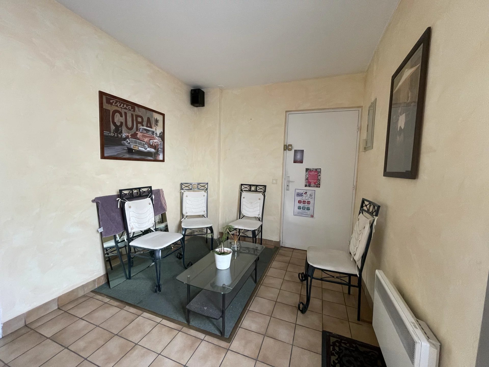 LOCAL COMMERCIAL NIMES -41  m²