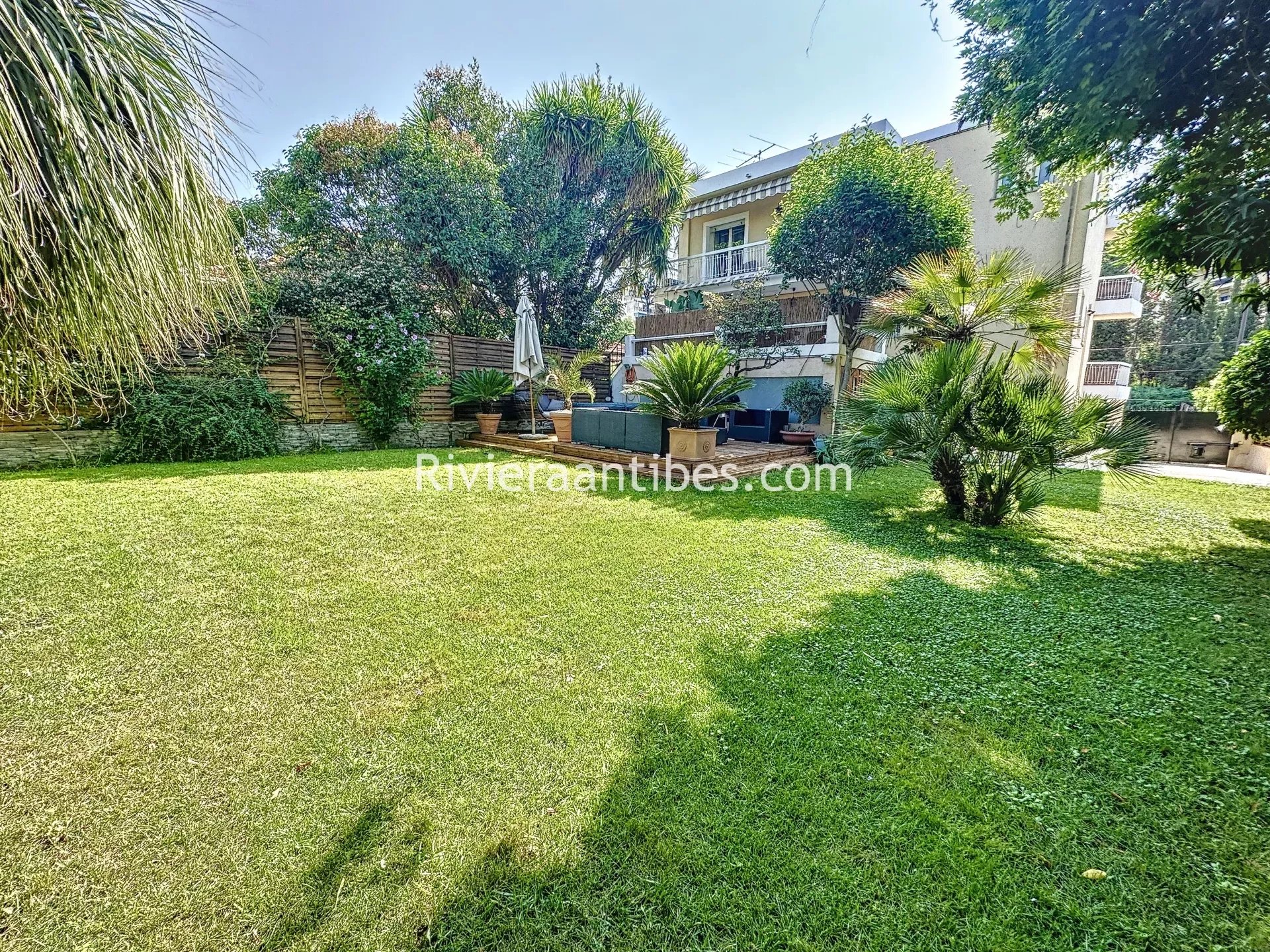 Vente Maison 173m² 7 Pièces à Antibes (06160) - Riviera Réalisation Immobilier