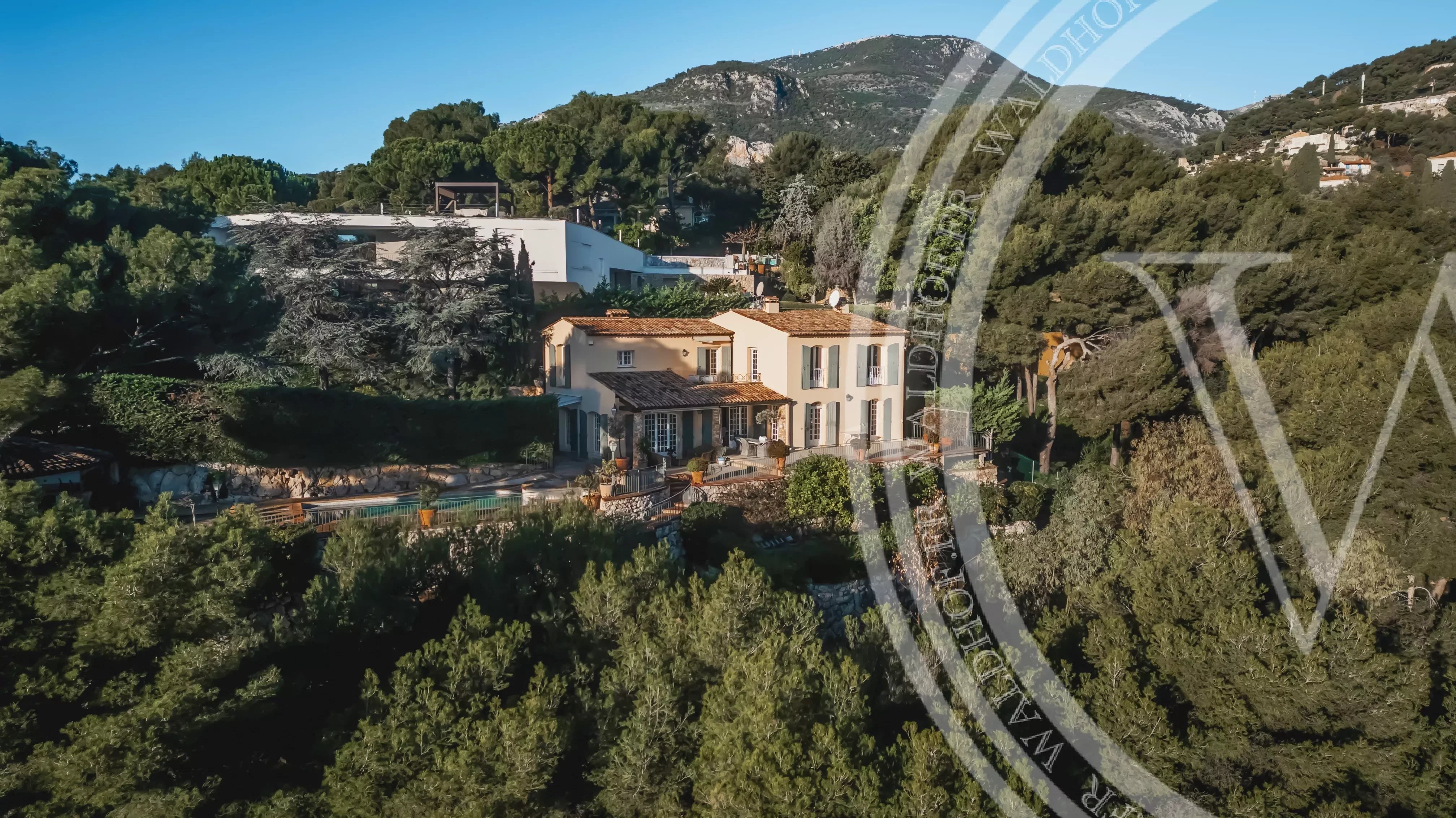 Villa Provençale in La Torraca