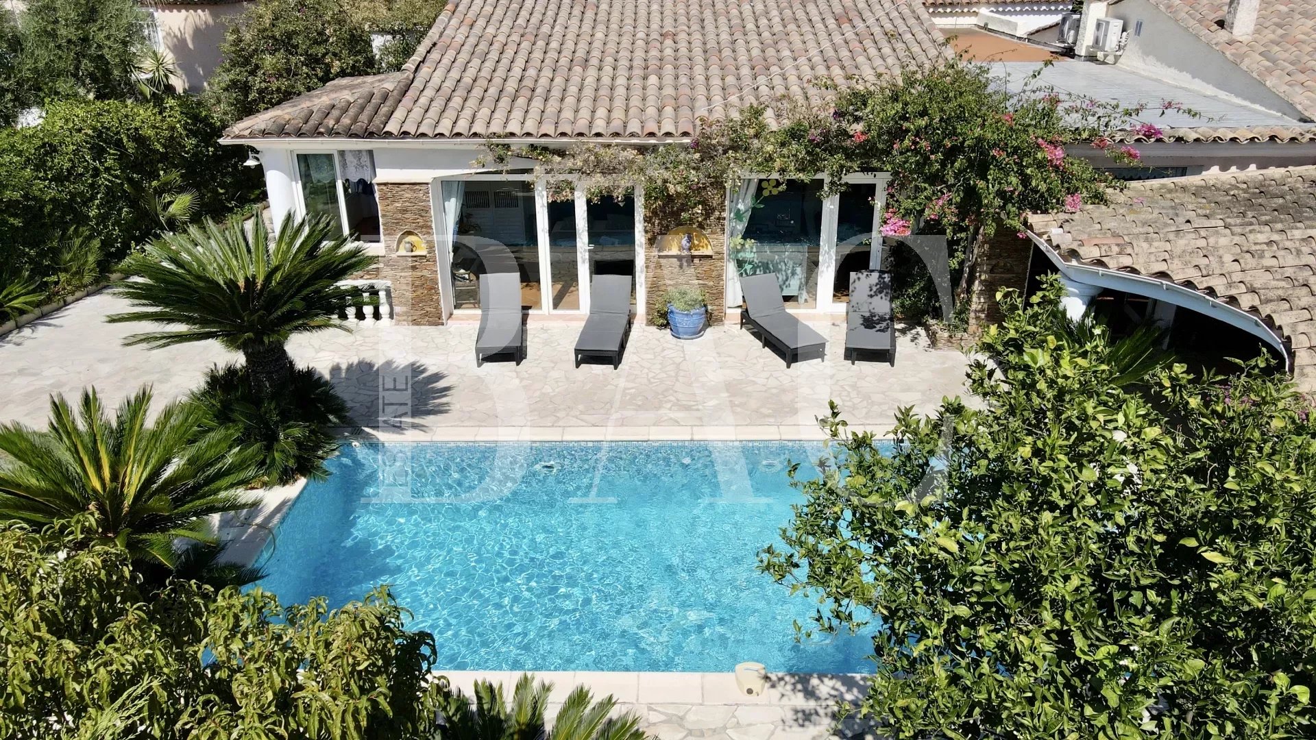 Vente Maison 134m² 5 Pièces à Sainte-Maxime (83120) - Bac Estate