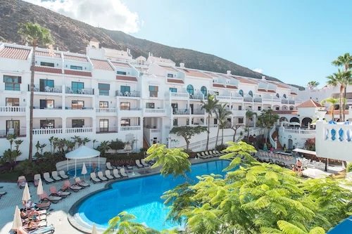 75 m2 apartment with terrace in Los Cristianos.
