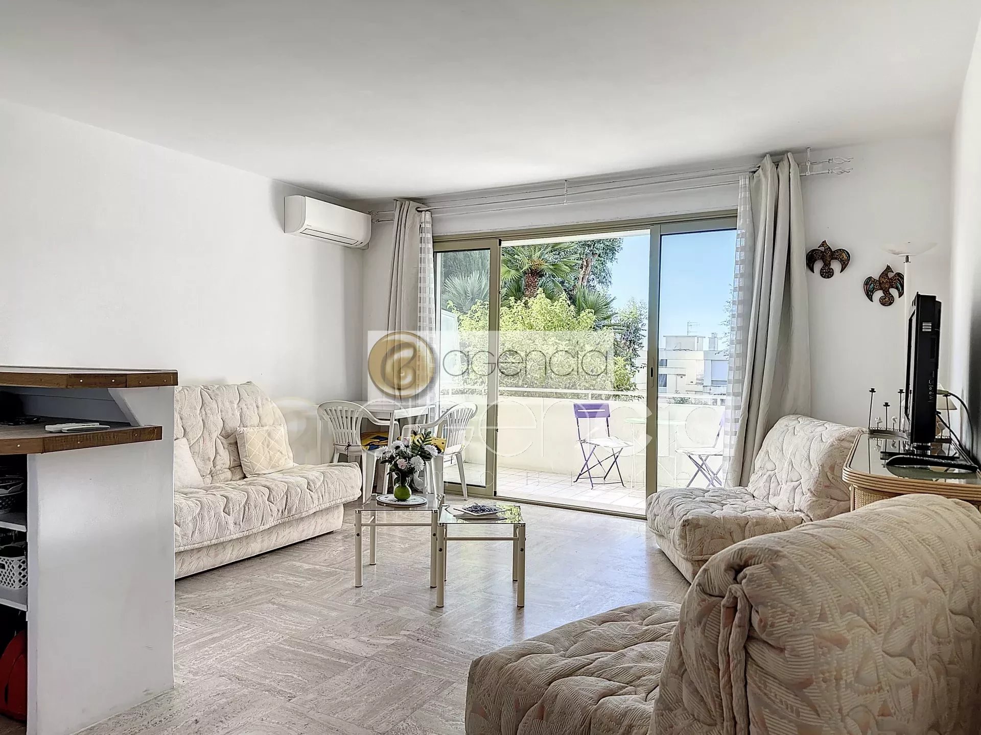 SPACIOUS STUDIO 30 M2 - LUXURY RESIDENCE - CLOSE TO CANNES CENTER