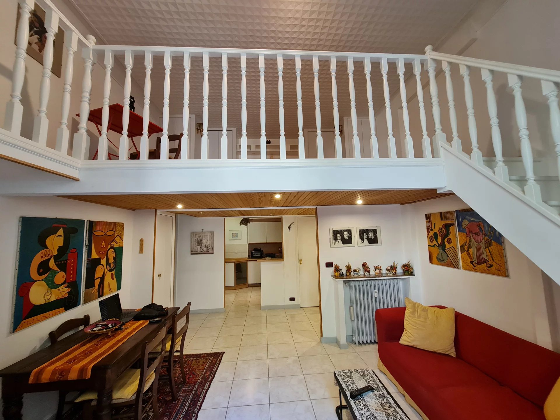 APPARTEMENT STUDIO AVEC MEZZANINE MENTON PROCHE CARNOLES