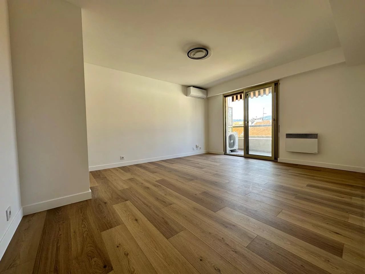 Appartement  3 Locali 62.05m2  In vendita   590 000 €