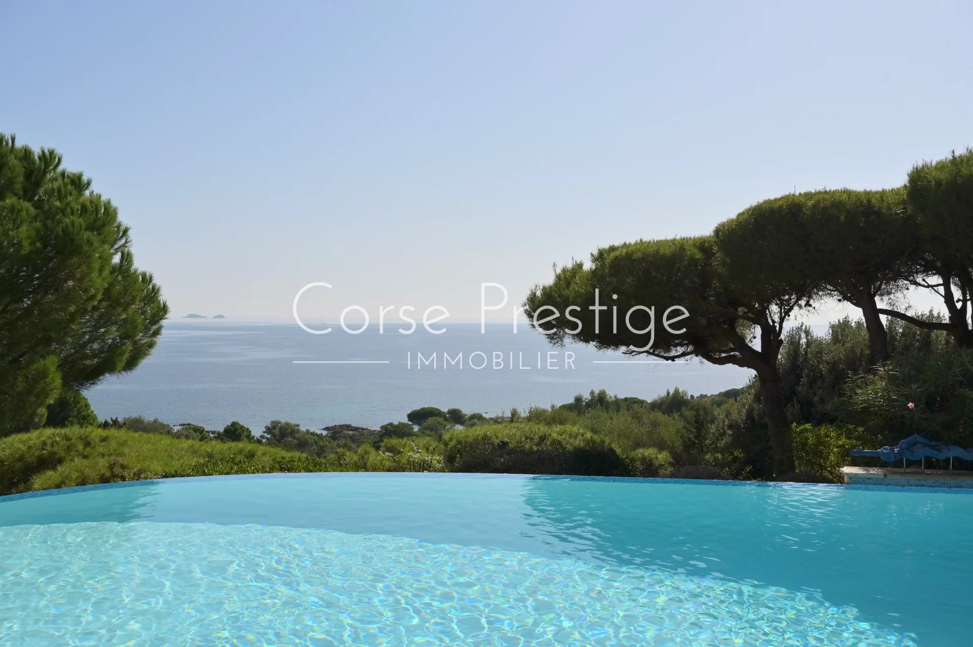 charming villa for sale - private residence - punta d-oro - porto-vecchio image2