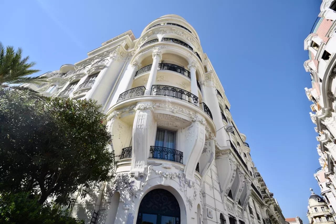 Vente Appartement 91m² 3 Pièces à Nice (06000) - Fds Immobilier Carré D'Or