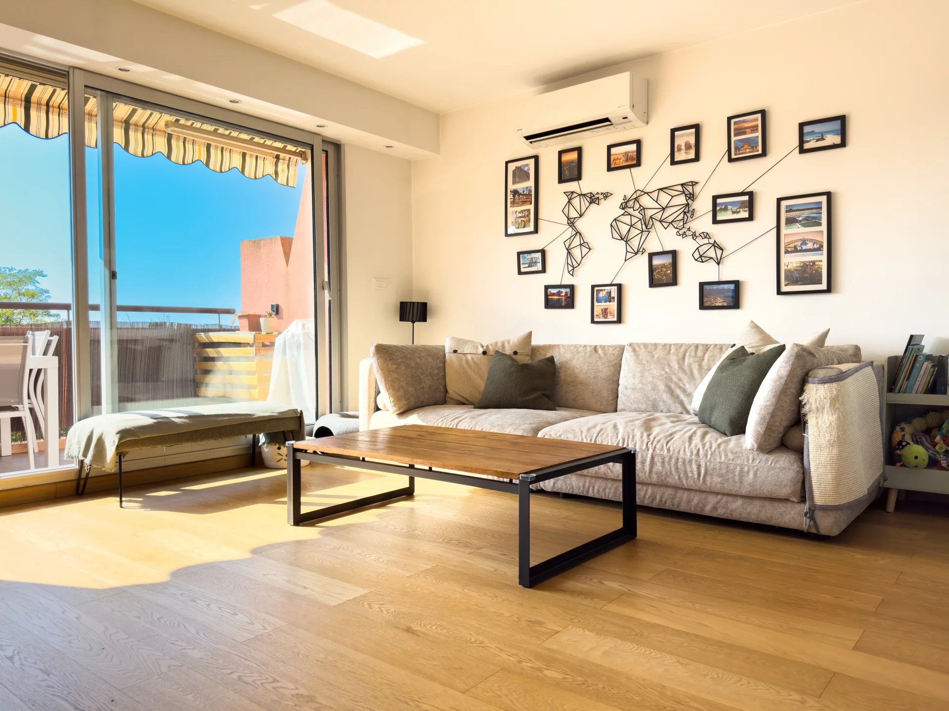 Appartement 2 pièces lumineux avec vue panoramique à La Turbie : idéal pour vivre ou investir près de Monaco.