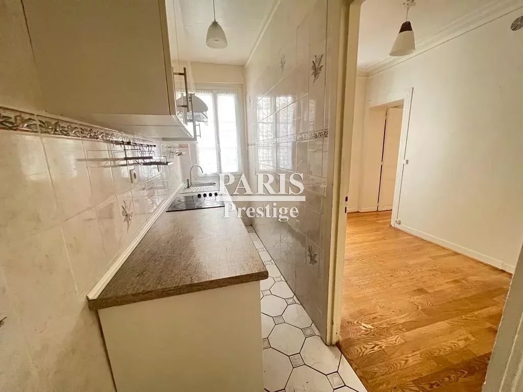 Sale Apartment - Paris 5th (Paris 5ème) Jardin-des-Plantes